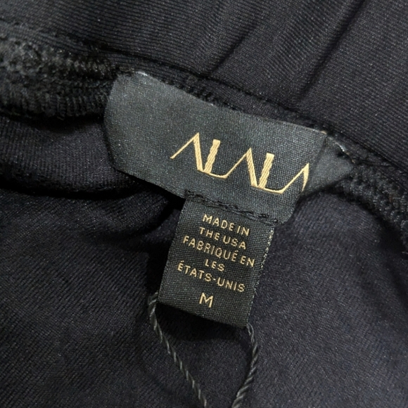 NWT ALALA Shorts Medium - Picture 8 of 8